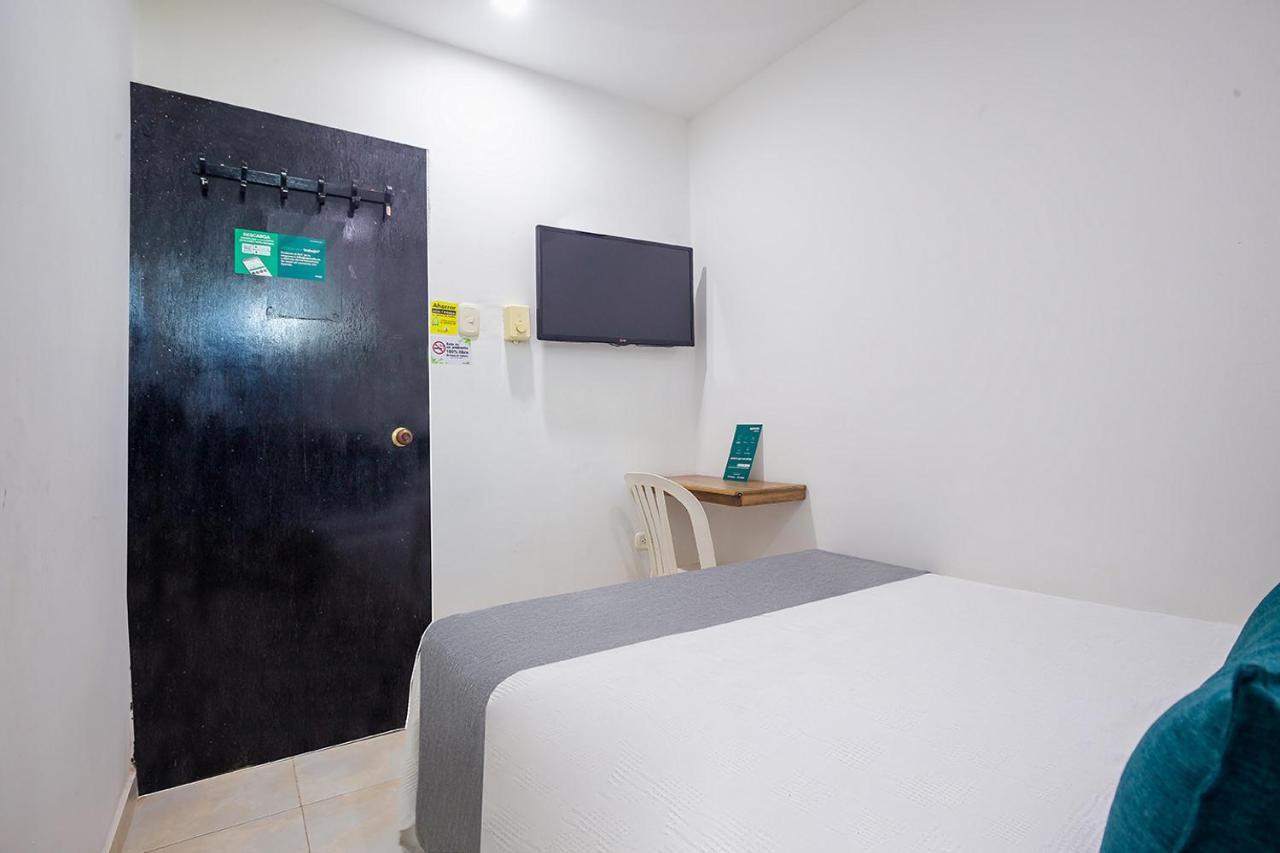 Ayenda Hotel Alejandria Monteria Luaran gambar